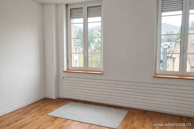 Haus 12 2.OG Zimmer Wohn- / Gesch�ftshaus Niederdorf