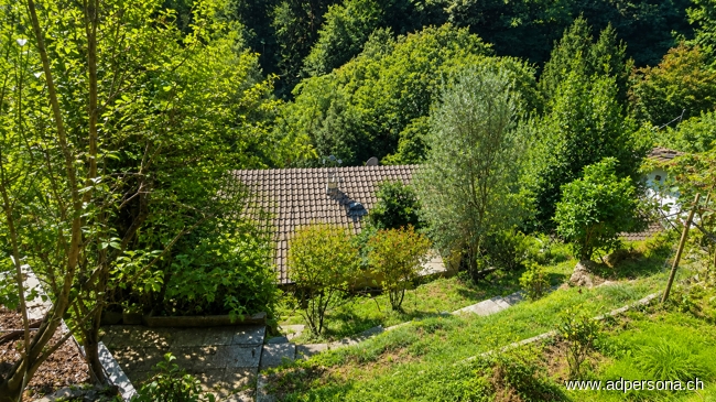 Steiles Grundst�ck - unten das Haus Einfamilienhaus Castelrotto