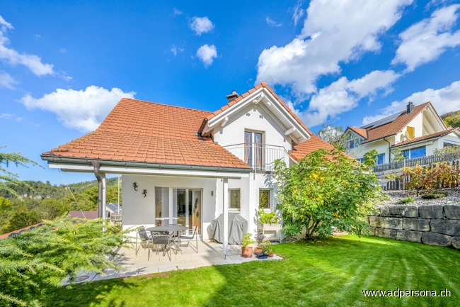 Aussen Einfamilienhaus Duggingen