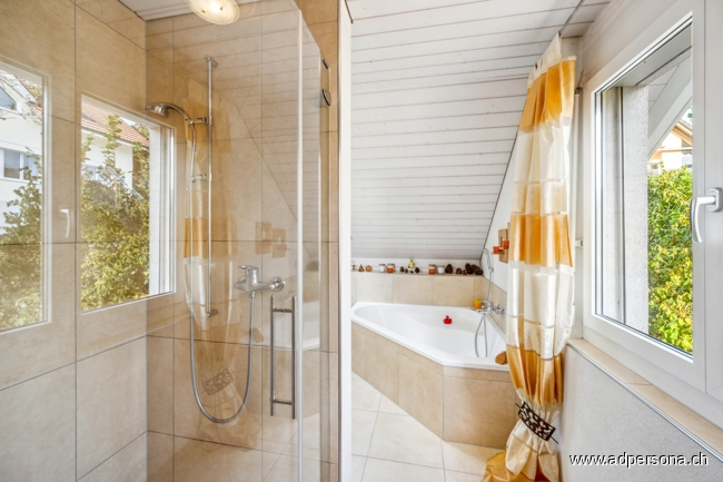 mit Dusche Einfamilienhaus Duggingen