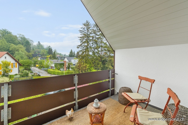 Balkon im Dachgeschoss Doppelhaush�lfte Reinach (BL)