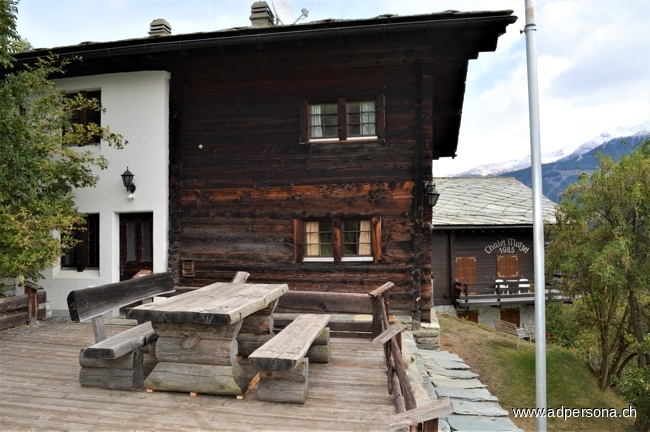 grossz�gig angelegte Terrasse Chalet Embd