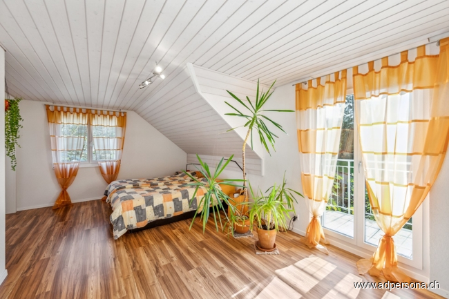 Schlafzimmer Einfamilienhaus Duggingen