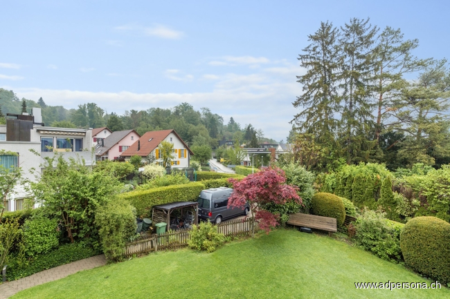 Aussicht in den Garten Doppelhaush�lfte Reinach (BL)