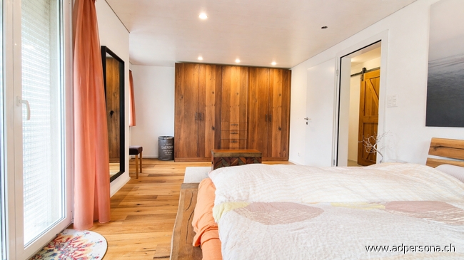 1. OG Schlafzimmer 2 - Kopie Einfamilienhaus Reigoldswil