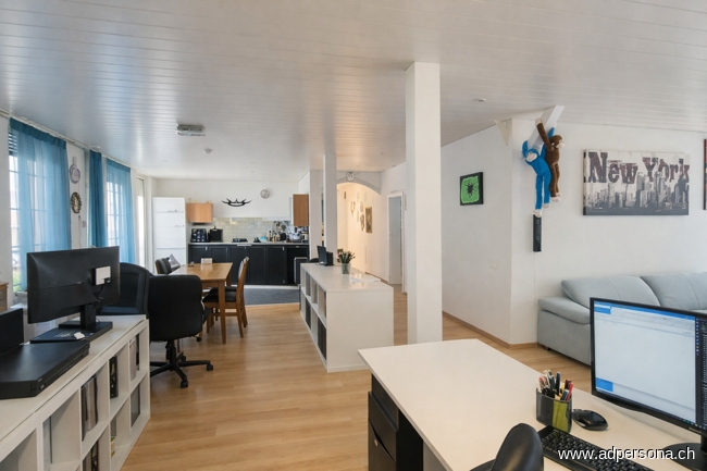 Haus 12 1. OG Wohnung Wohn- / Gesch�ftshaus Niederdorf