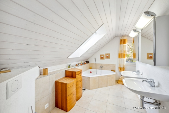 Badezimmer Einfamilienhaus Duggingen