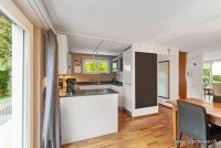 Bild (e473e1a68007cf05256e9a4d414b20be): Doppelhaush�lfte mit Traumgarten