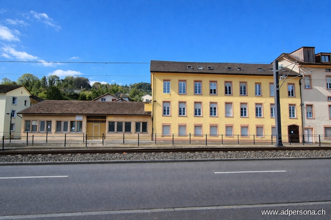 Aussenansicht Niederdorf Wohn- / Gesch�ftshaus Gepflegte Renditeliegenschaft mit weiterem Entwicklungspotential