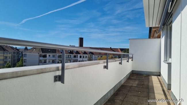Terrasse S�d - Ost Maisonettewohnung Basel